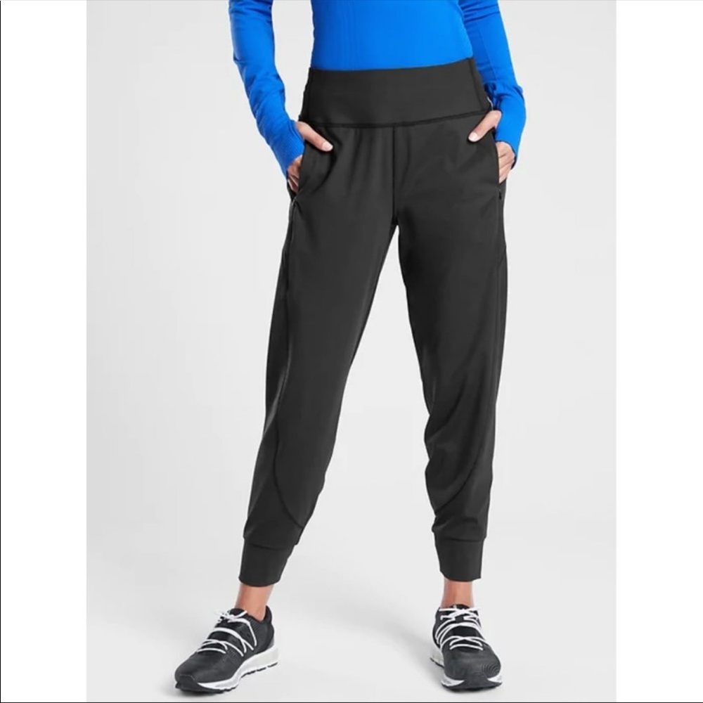 Athleta Rainier Distance Jogger